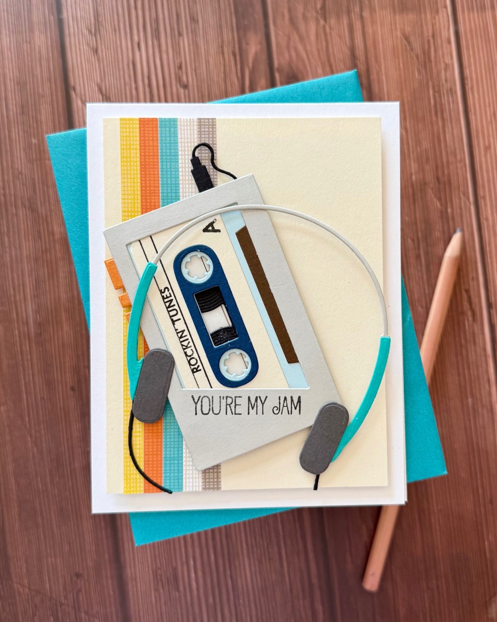 Retro Card Design with MFT&nbsp;Die-Namics